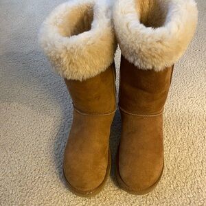 UGG Tan Shearling Winter Boots size 11
